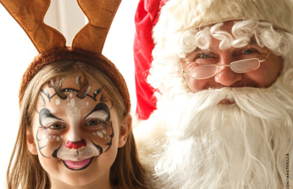FREE Christmas Makeup FREE Christmas Makeup
