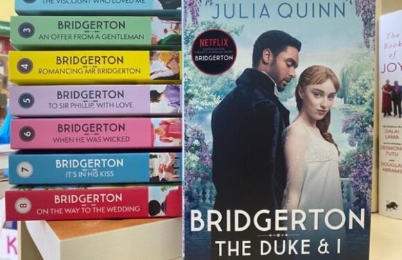 La Chronique des Bridgerton par Julia Quinn La Chronique des Bridgerton par Julia Quinn